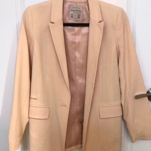 Women’s blazer.